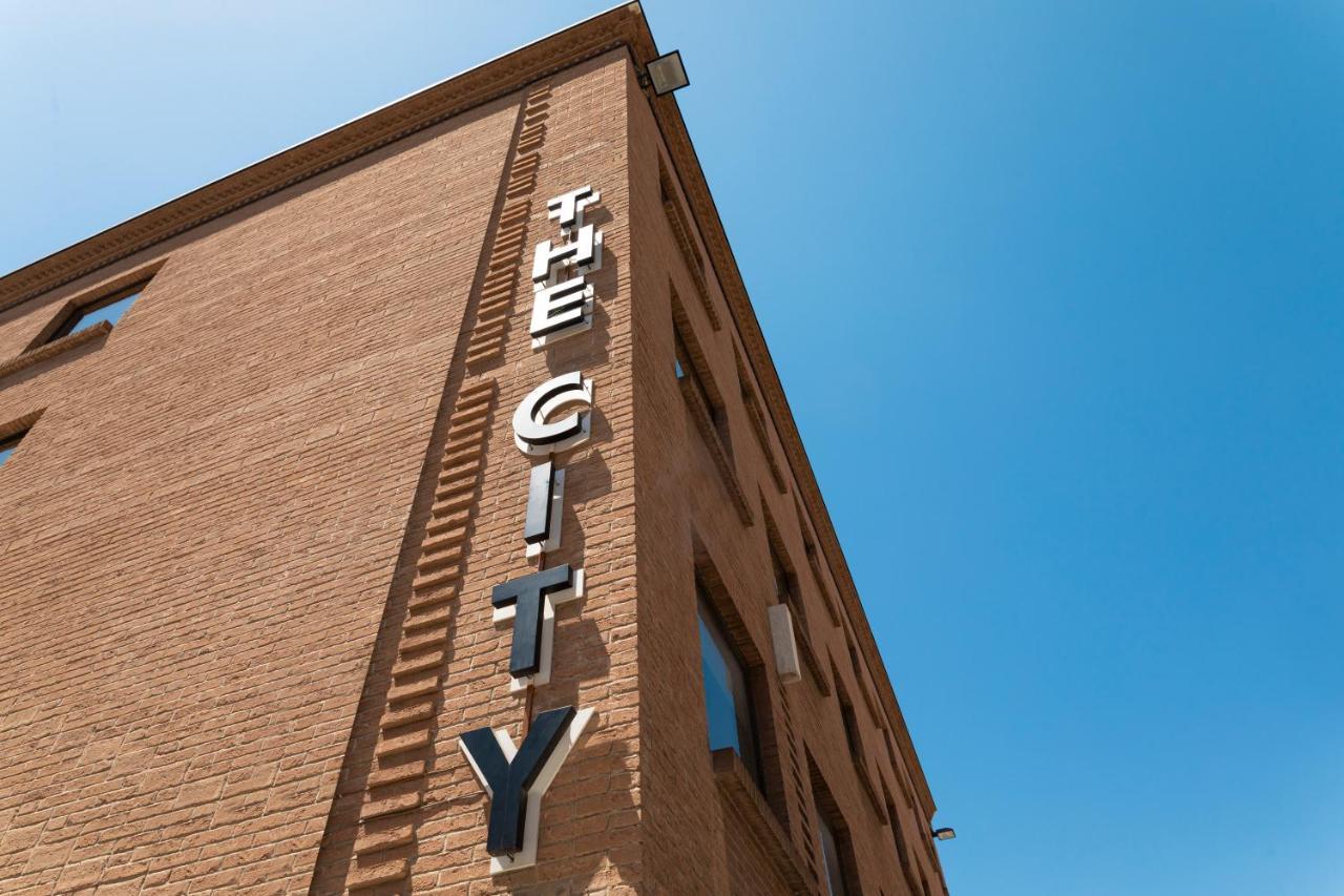 The City Hotel อังโกนา ภายนอก รูปภาพ