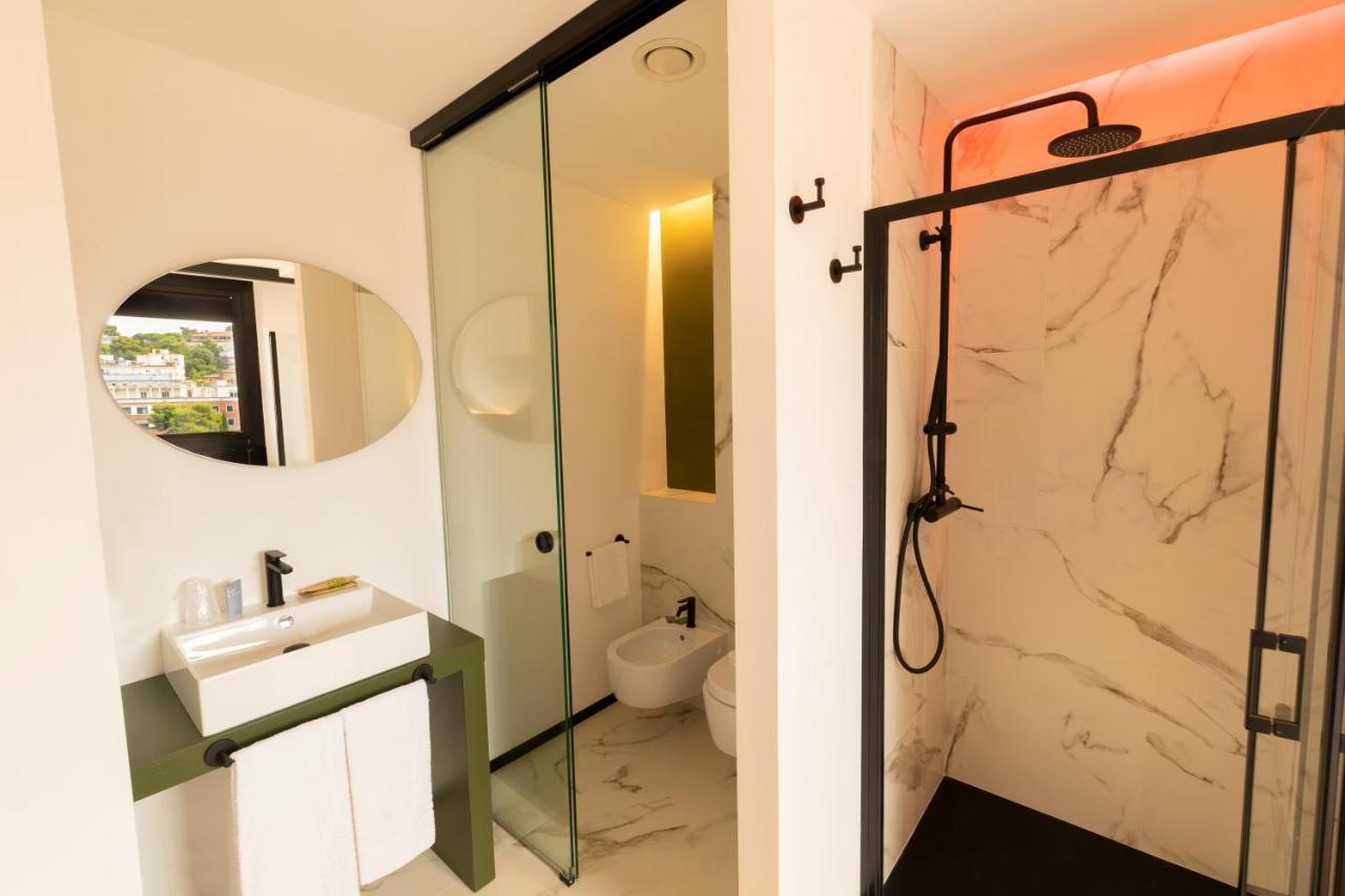 The City Hotel อังโกนา ภายนอก รูปภาพ