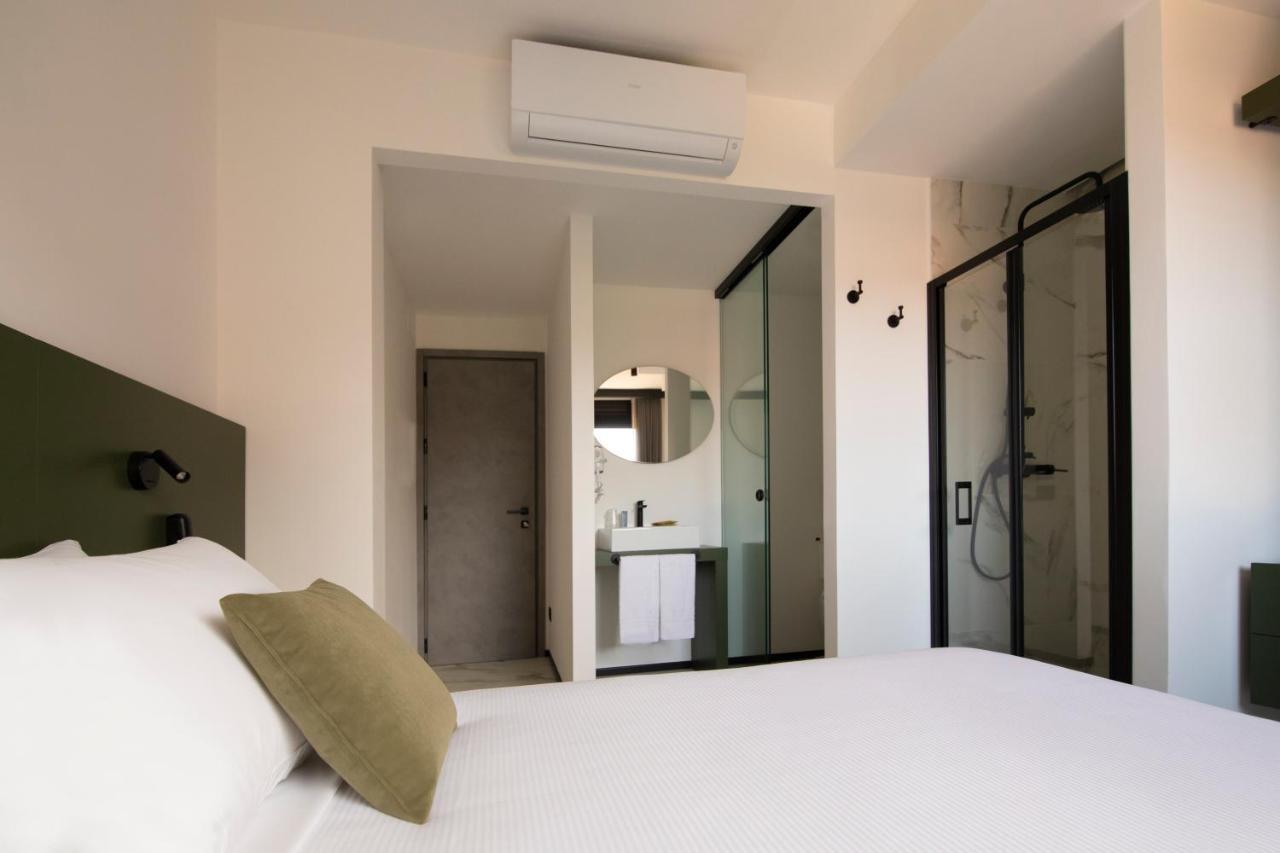 The City Hotel อังโกนา ภายนอก รูปภาพ